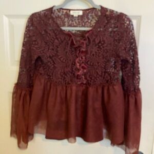 Taylor & Sage top size L